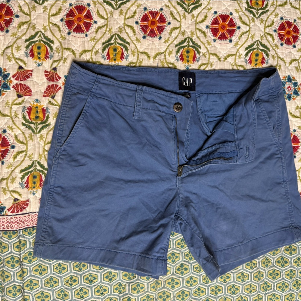 GAP Women's Blue Flat Front Shorts